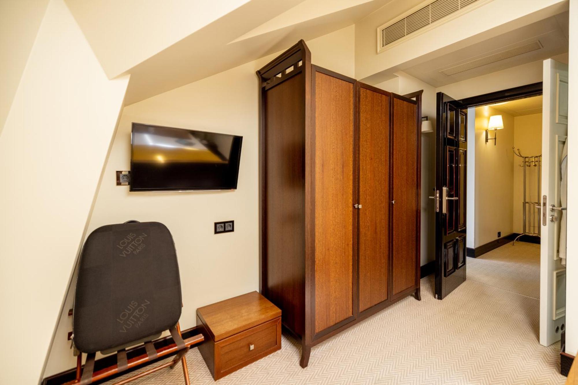 Astoria Hotel Лвив Стая снимка