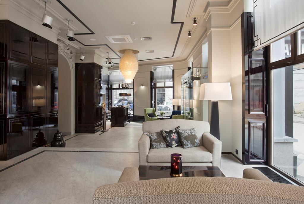 Astoria Hotel Лвив Екстериор снимка