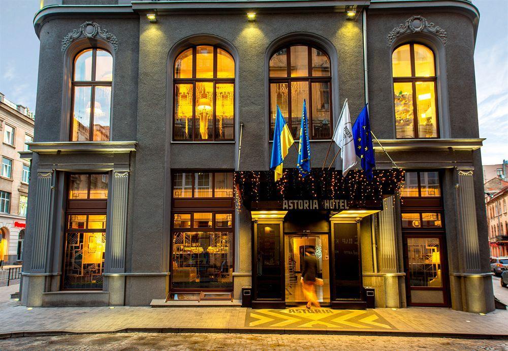 Astoria Hotel Лвив Екстериор снимка